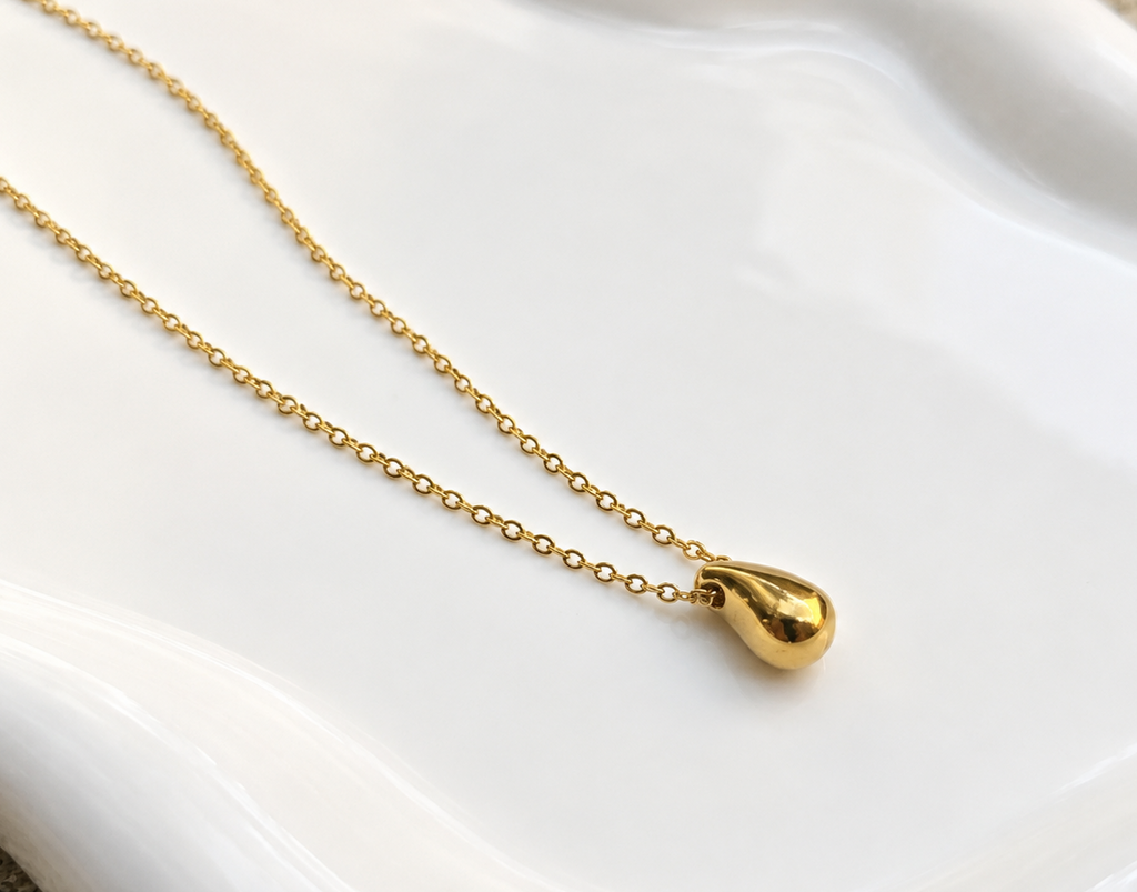 Sienna Drop Necklace
