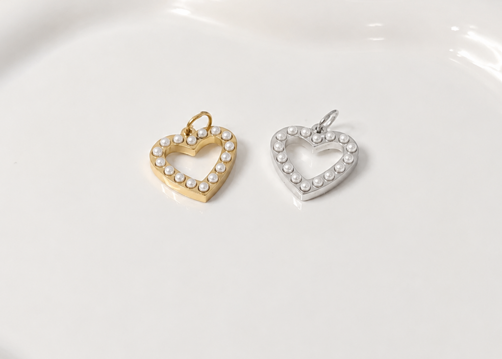 Valentina Pearl Heart Charm