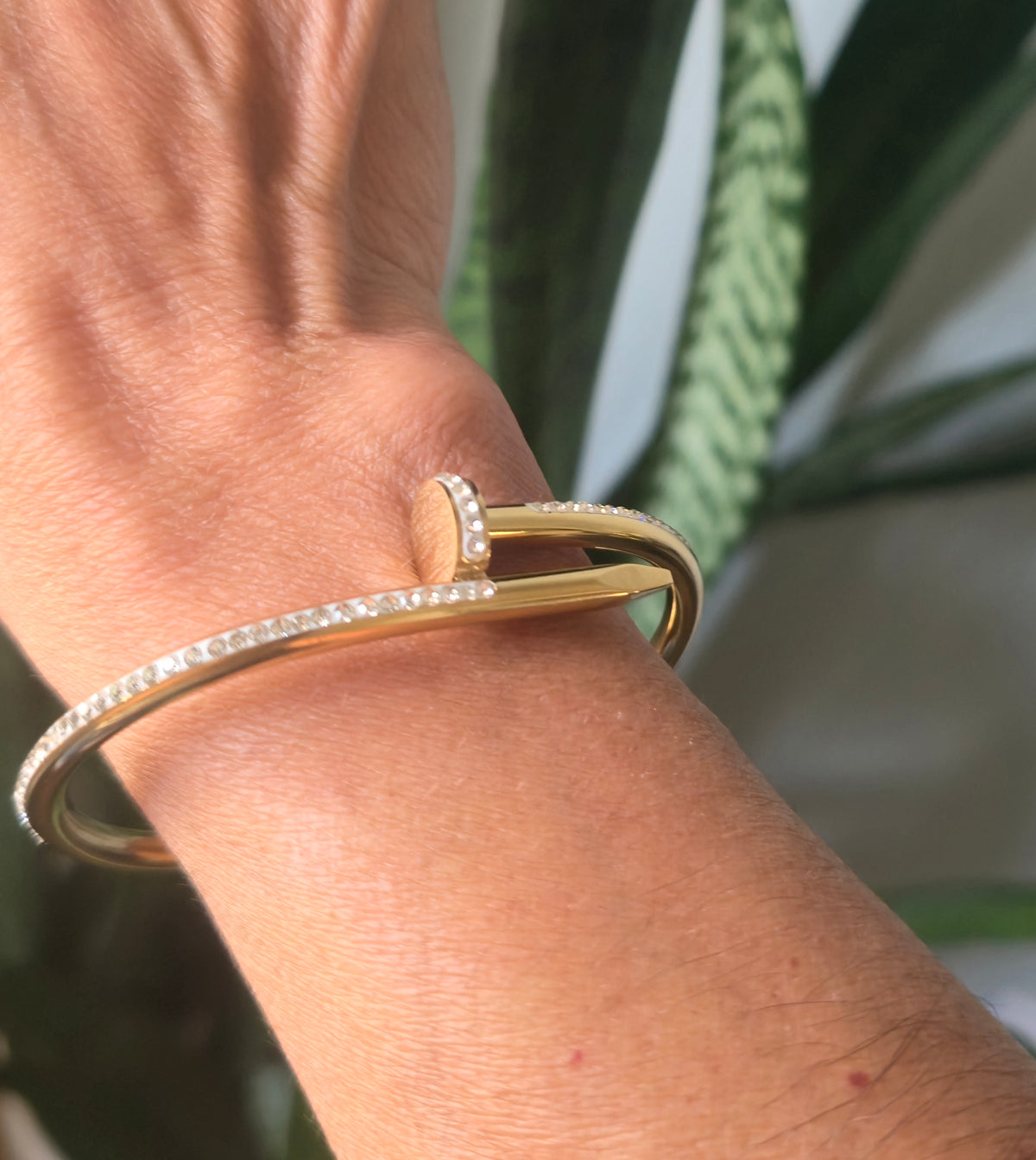 Nail Bangle