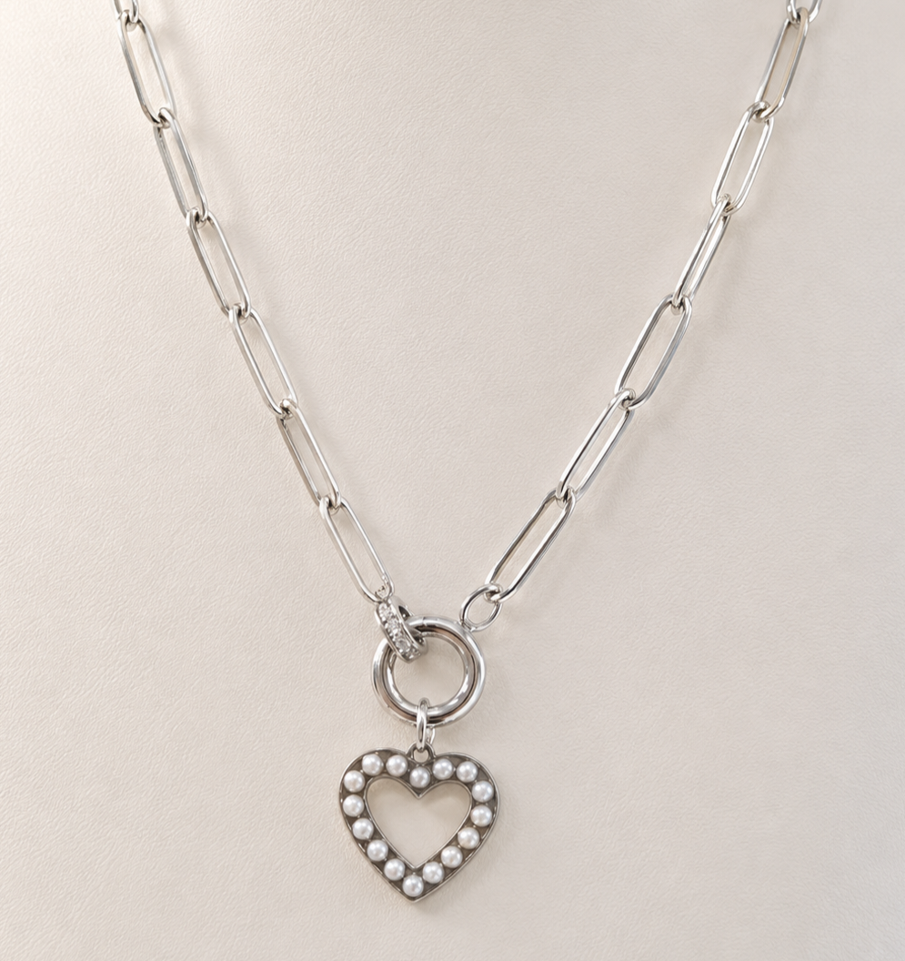 Valentina Pearl Heart Charm